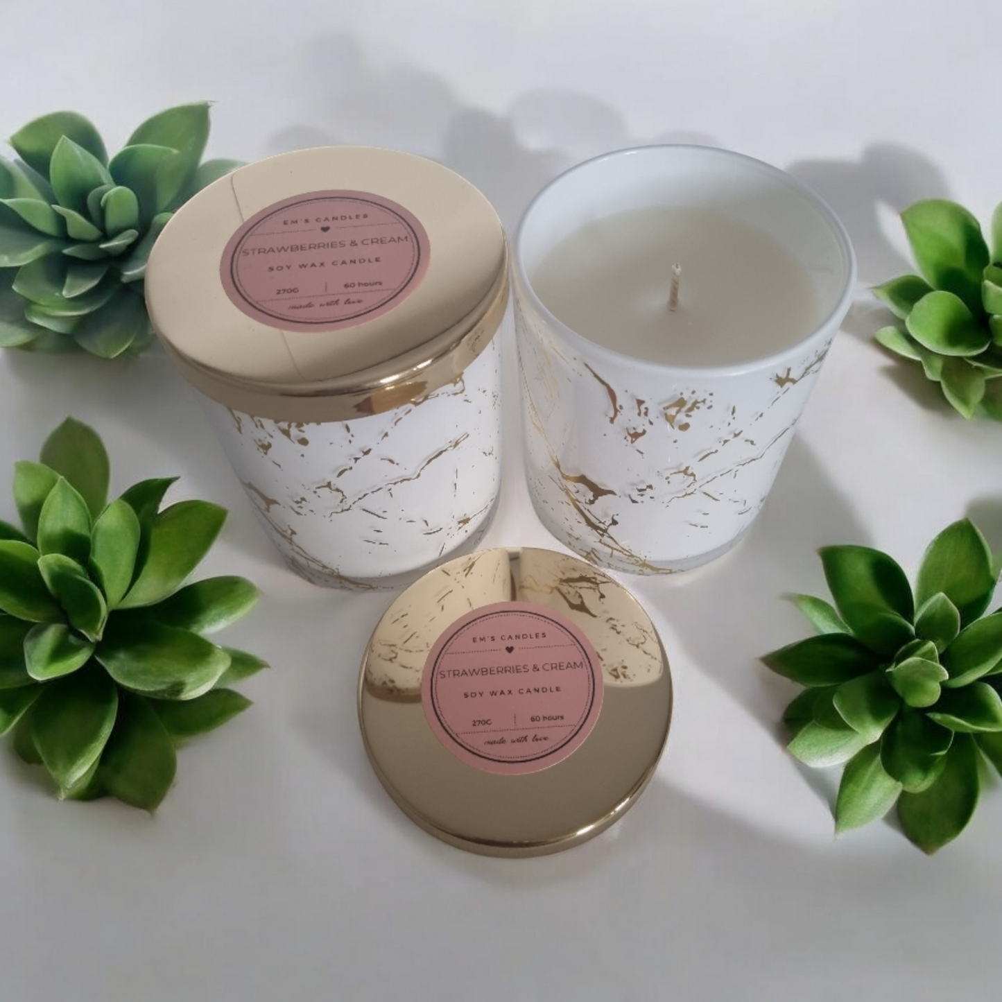 Strawberries And Cream Candle 270G